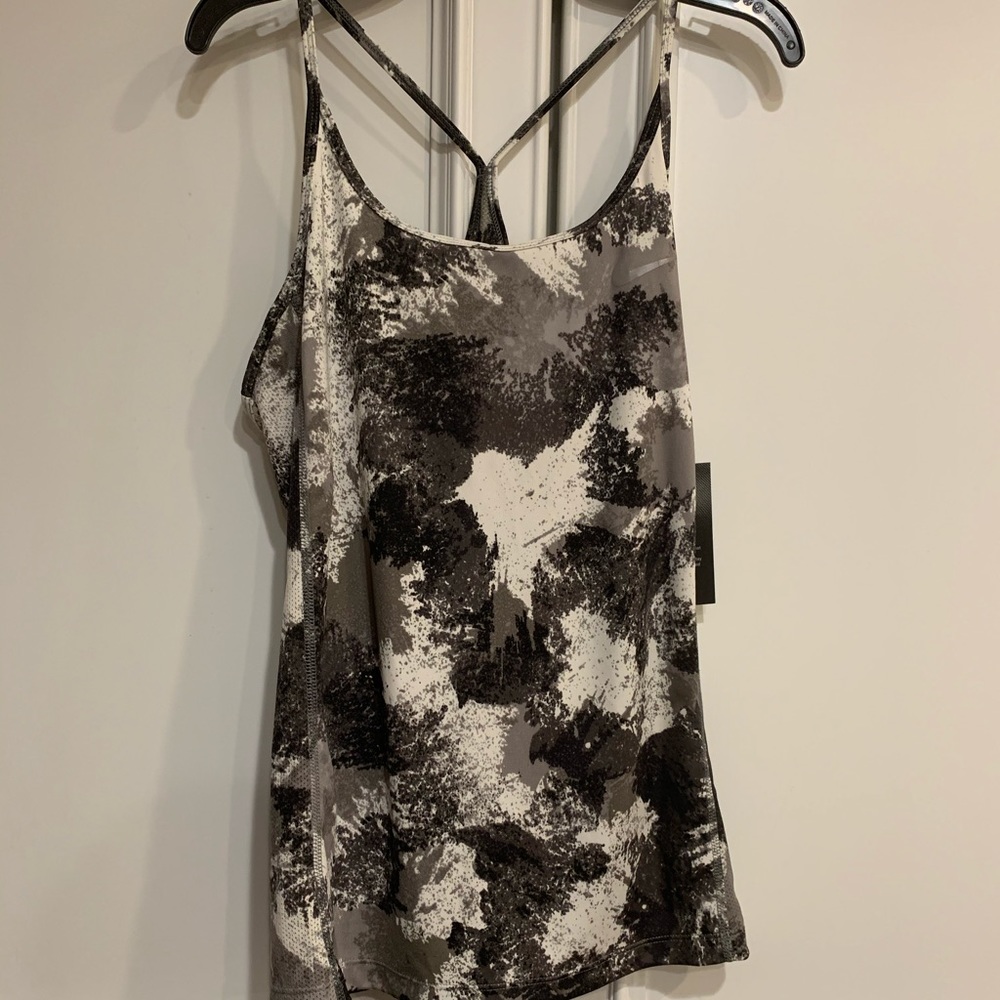 NWT Nike running tank